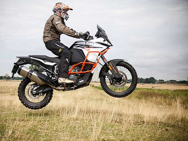 KTM スキッドプレート