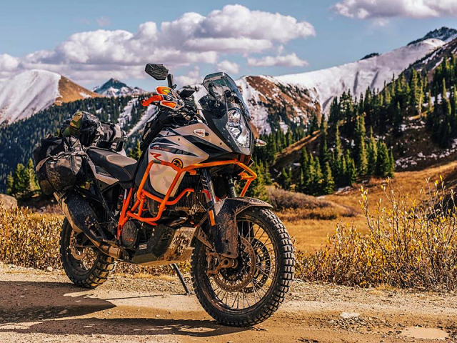 KTM スキッドプレート