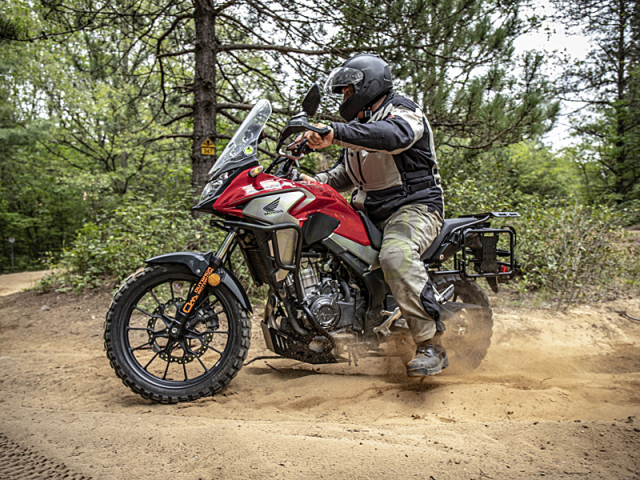 ホンダ　400X用　スキッドプレート　アウトバックモーターテック