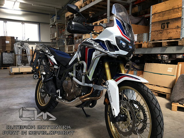 Africa Twin アッパークラッシュバー