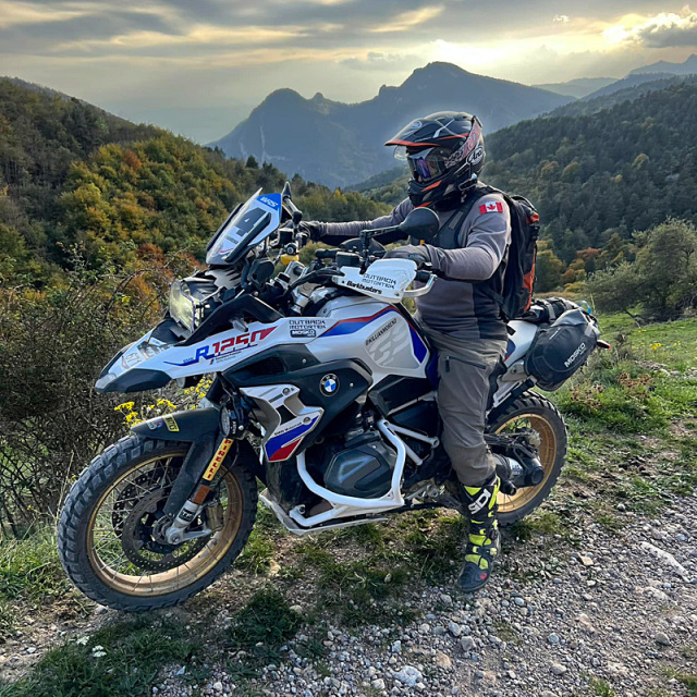 BMW R1250GS / GSA(19-23) スキッドプレート OUTBACKmotortek