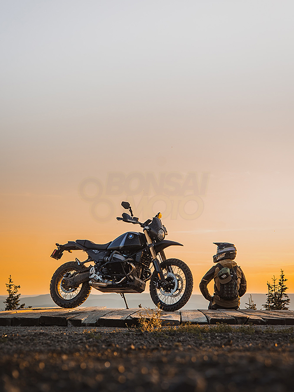 R12 G/S クラッシュバー　アウトバックモーターテック