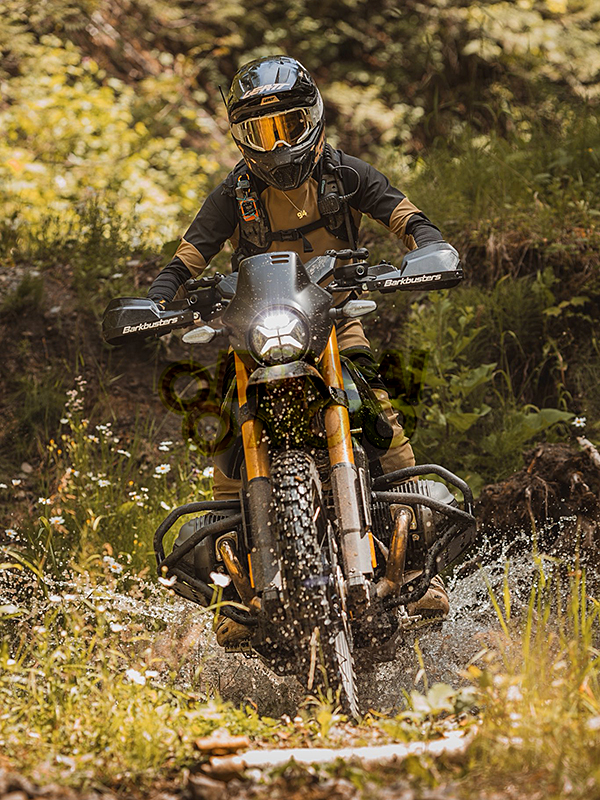 R12 G/S クラッシュバー　アウトバックモーターテック