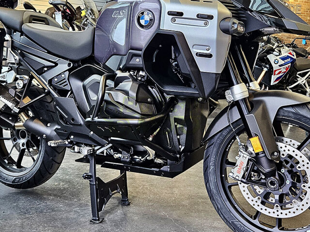 BMW R1300GS スキッドプレート アウトバックモーターテック