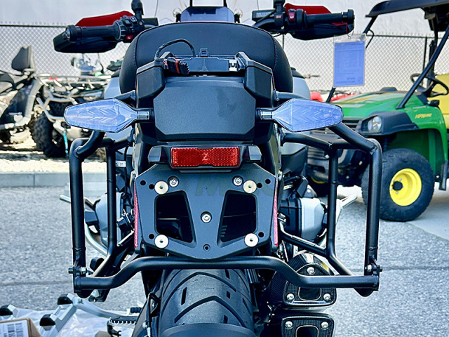 パニアラック　アウトバックモーターテック