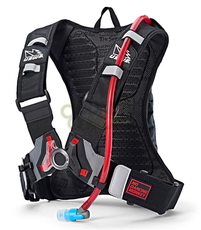 ロウ3 ハイエンドモデル 2Lハイドレーションパック付属 USWE（ユース