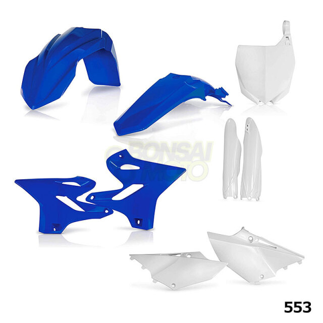 外装　アチェルビス