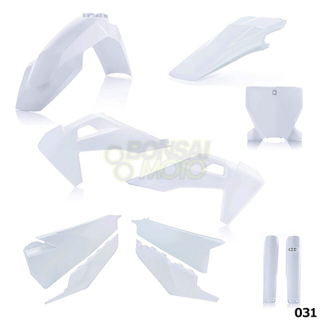 外装　アチェルビス