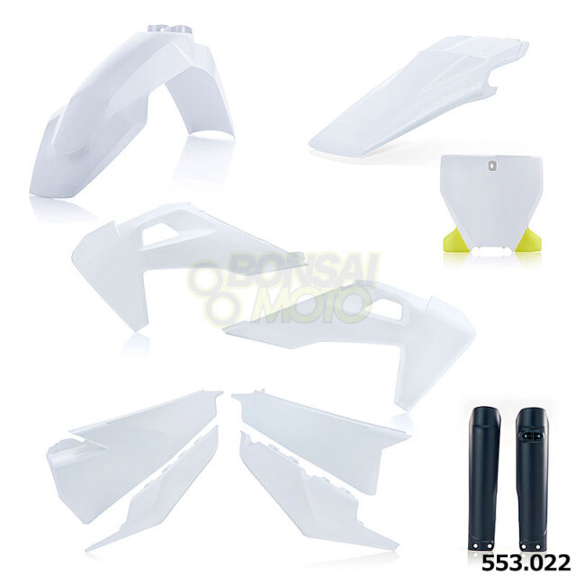 外装　アチェルビス