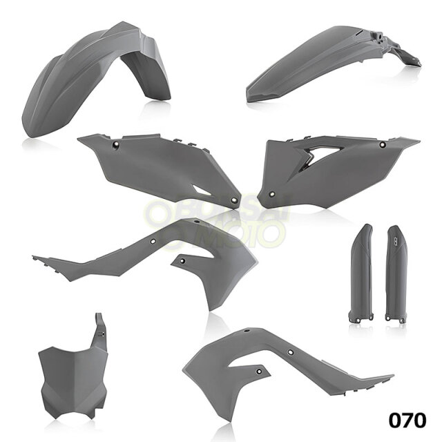 外装　アチェルビス