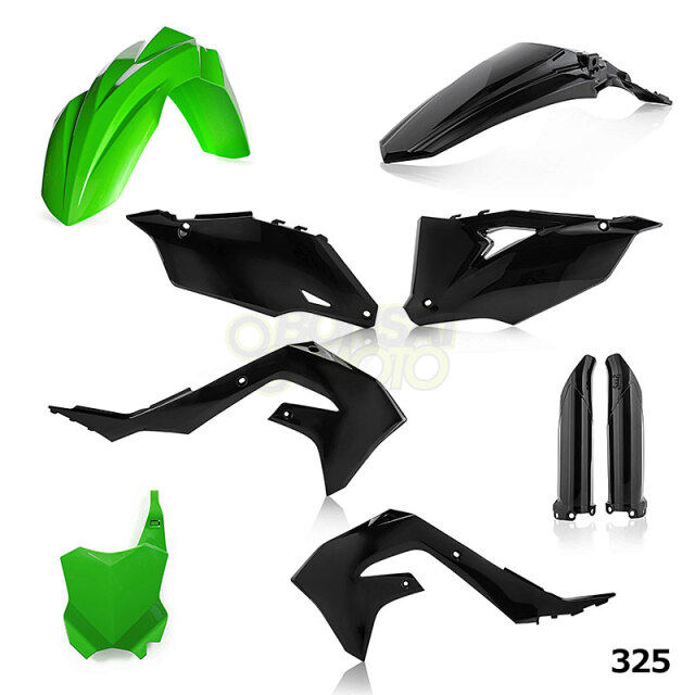 外装　アチェルビス