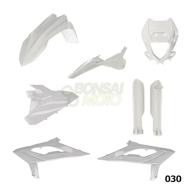 外装　アチェルビス