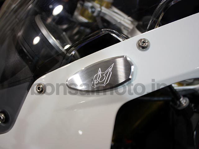BMW S1000RR (10-12) ミラーエリミネーター（ミラーブロックオフ）全5色 DRIVEN