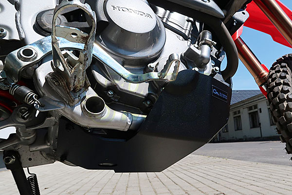 CRF250L スキッドプレート アウトバックモーターテック
