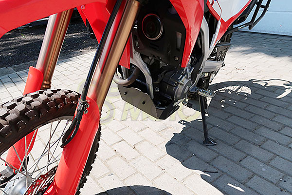 CRF250L スキッドプレート アウトバックモーターテック