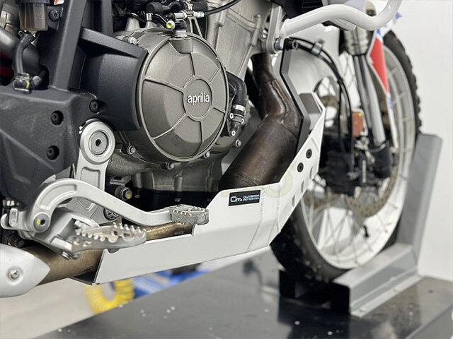 Tuareg660 スキッドプレート アウトバックモーターテック