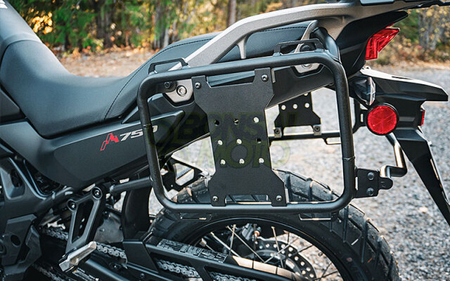 XL750 トランザルプ　パニアラック　アウトバックモーターテック