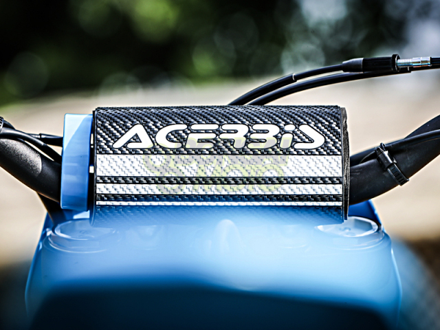 バーパッド　アチェルビス