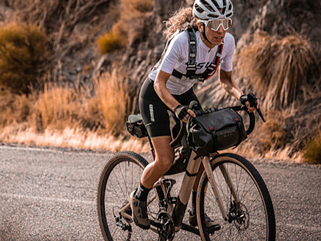 ハンドルバー ロールトップバッグ＋ホルスター　ユースウィー