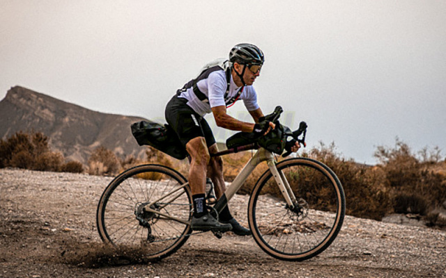 バイクパッキング　ユースウィー