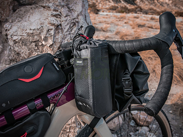 フードポーチ　ユースウィー