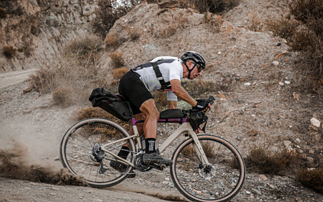 ロールトップサドルバッグ　ユースウィー