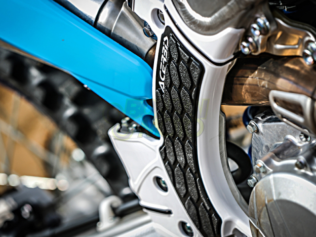 Xグリップ フレームプロテクター Yamaha YZ250FX(17-18) YZ250F(17-18) YZ450F(16-17)  WR250F(17-19) WR450F(16-18) ACERBIS ーキディスクガード， オートバイフレームガード保護カバーヤマハに適合 YZF250 YZF450 WRF450 YZF WRF 25