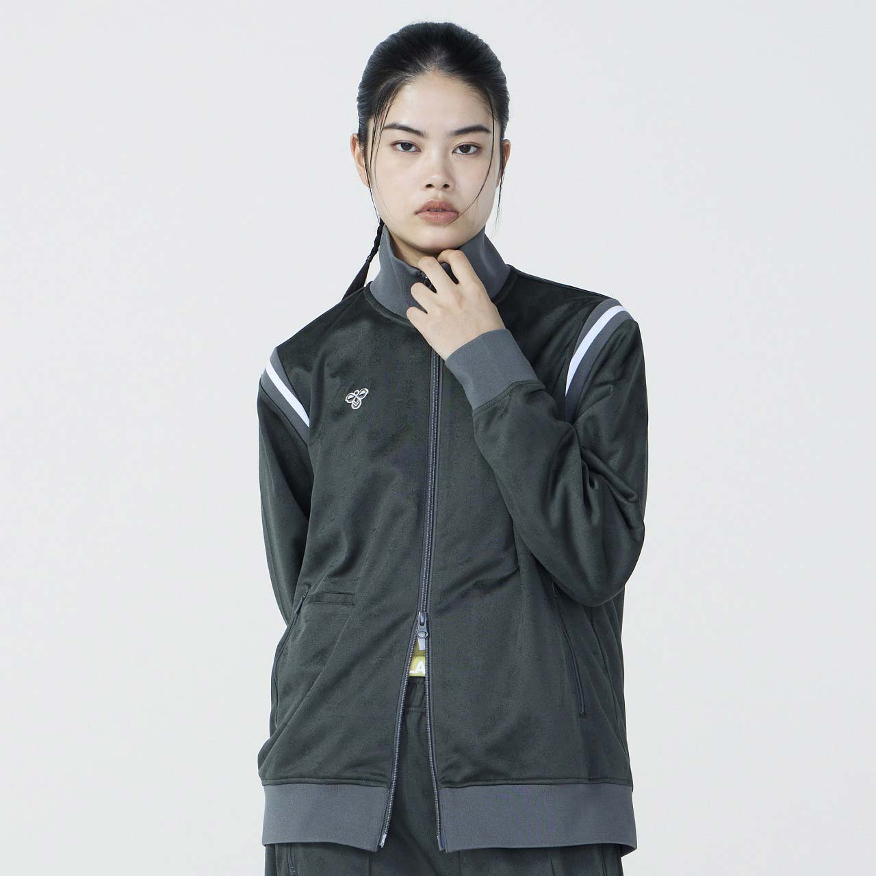 hummelヒュンメルhummelPLAYヒュンメルプレイジャガードトラックジャケットHAT2140-929