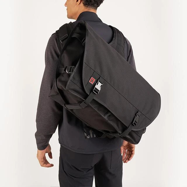 クローム メッセンジャーバッグ ベルリン CHROME BERLIN BLACK/BLACK 防水(WEATHER PROOF) 大容量 BACK PACKS BG113BKBK