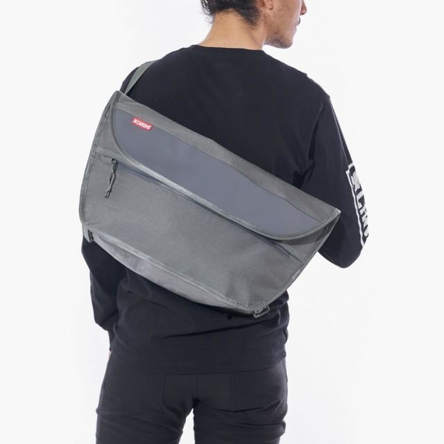 クローム シンプル メッセンジャー バッグ MD CHROME SIMPLE MESSENGER BAG MD SMOKE バッグ
