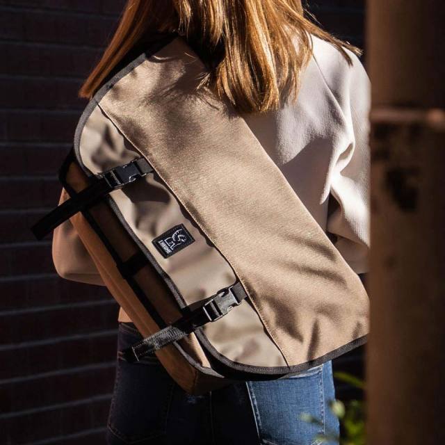 西日本産 [クローム] 美品 CHROME CITIZEN メッセンジャーバッグ | ccfl.ie