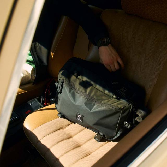 CHROMEクロームKADETMAXSLINGBAGカデットマックススリングバッグBG351BK