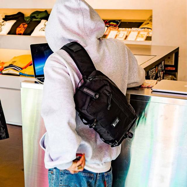 クローム カデット スリング バッグ CHROME KADET SLING BAG MAUVE X