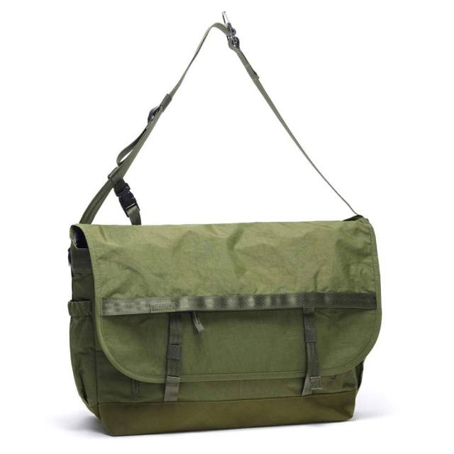 クローム CHROME クーリエ フラップ メッセンジャー 20L バッグ JP241MOSS クローム クーリエ フラップ メッセンジャー 20L CHROME COURIER FLAP