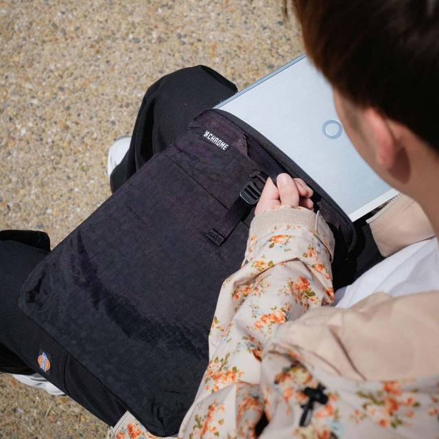 CHROMEクロームLAPTOPBAGMDラップトップバッグミディアムJP245MOSS