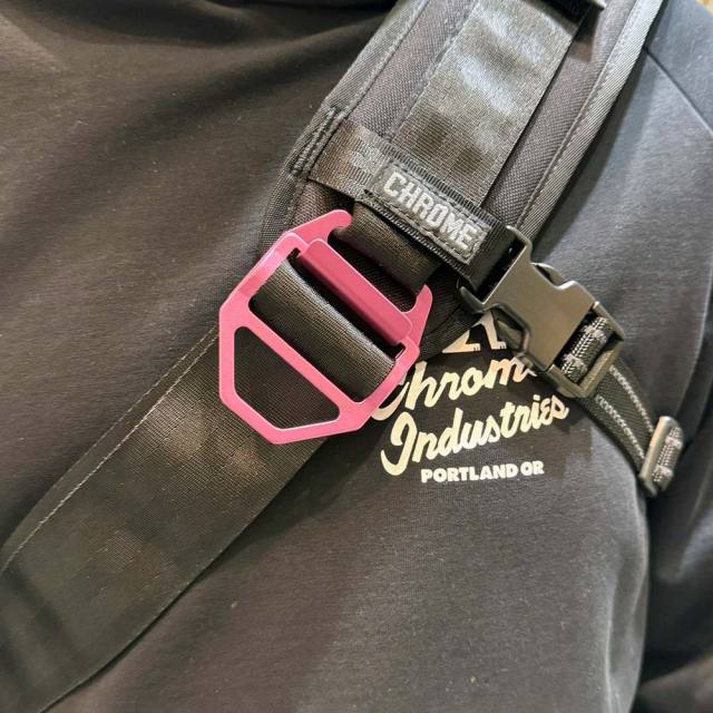 CHROMEクロームADJUSTERMETALBUCKLELGアジャスターメタルバックルラージAC245PK