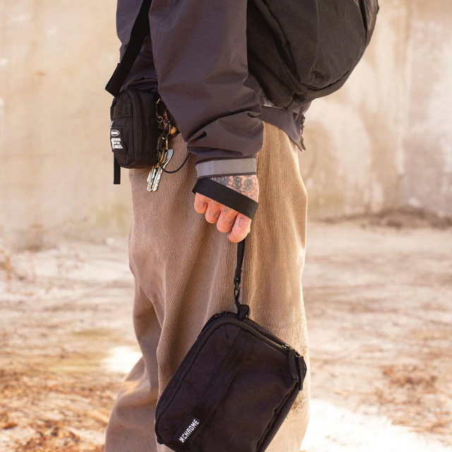 クローム パック アクセサリー ポーチ SM CHROME PAC ACCESSORY POUCH