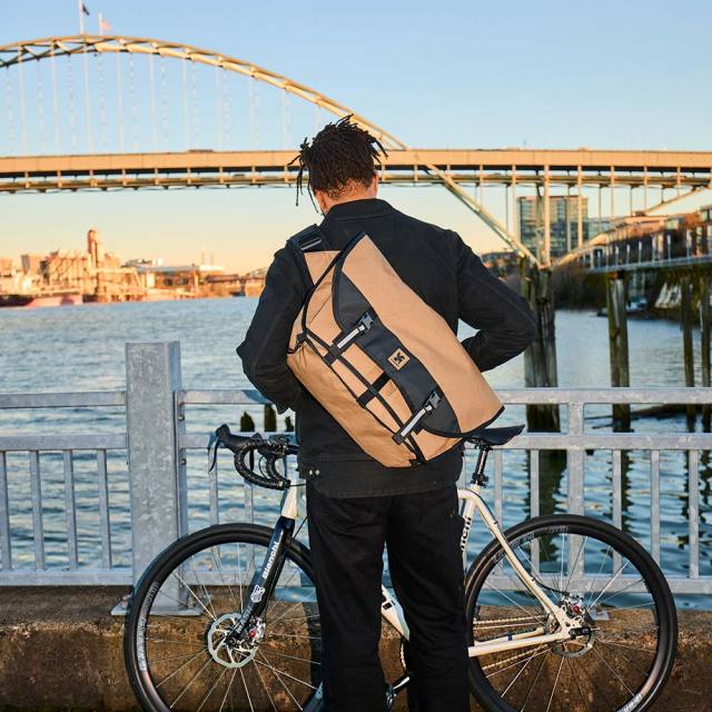 クローム シーティーゼット 24L メッセンジャー CHROME CTZ 24L