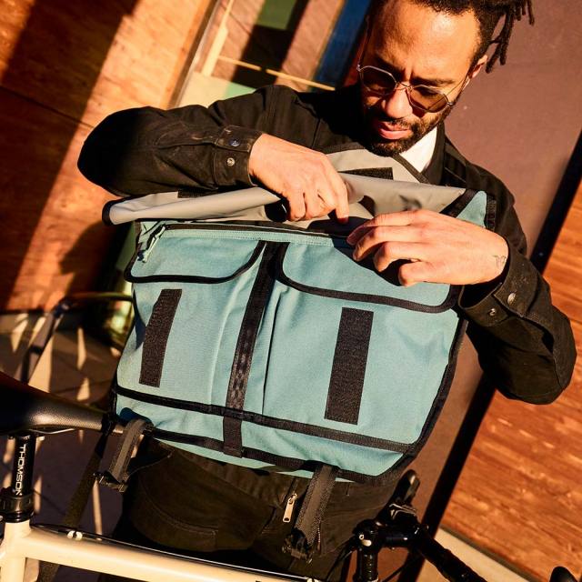 クローム シーティーゼット 24L メッセンジャー CHROME CTZ 24L