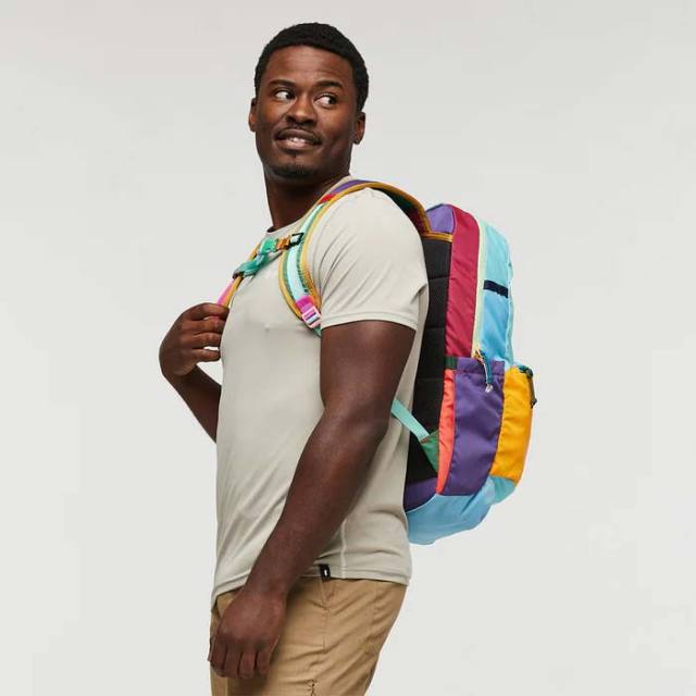 コトパクシ cotopaxi CHIQUILLO 26L BACKPACK DEL DIA バッグ コトパクシ cotopaxi CHIQUILLO 26L BACKPACK DEL DIA バッグ