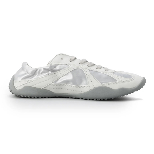 フィラ フィラグリオ FILA FILA GLIO Silver/Silver/Silver レディース