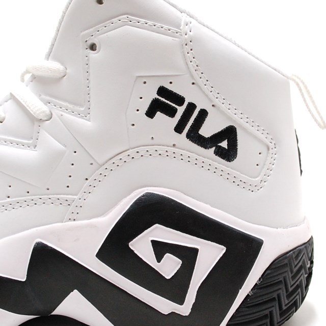 フィラ FILA MB WHITE スニーカー FHE102-02 FHE102-005 [スポーティー ストリート カジュアル ミッドカット ユニセックス]