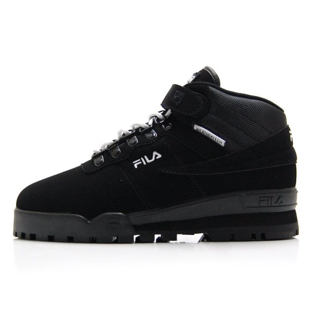 KICKS LAB. x FILA