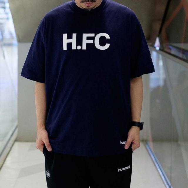 ヒュンメル H.FC ロゴTシャツ hummel ナイトブルー メンズ Tシャツ HAP4220-674