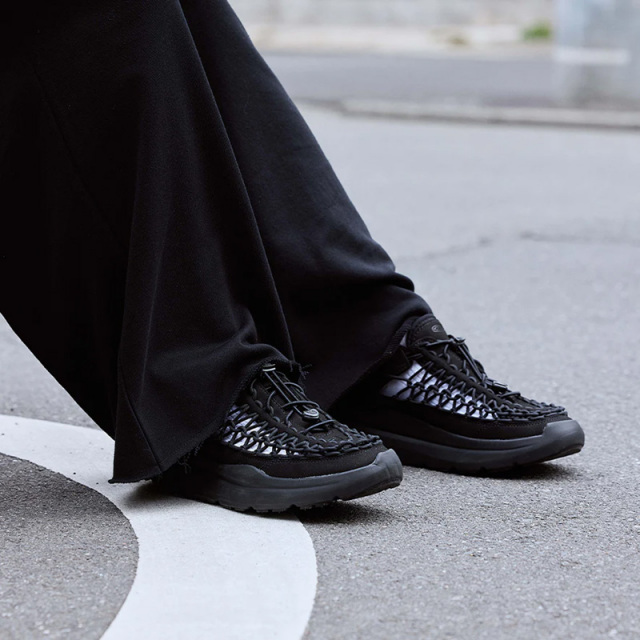 キーン ユニーク ダブルケー KEEN UNEEK WK BLACK/BLACK メンズ
