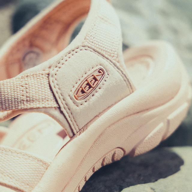 キーン ニューポート エイチツー KEEN NEWPORT H2 MONOCHROME/CAMEO