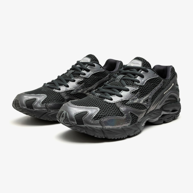 MIZUNOミズノWAVERIDER10D1GA243108