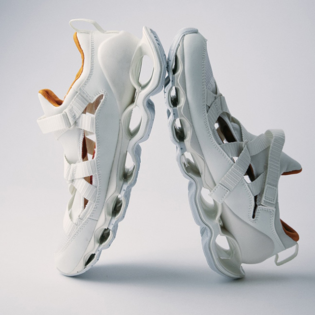 MIZUNOミズノWAVEPROPHECYSTRAPD1GA251902
