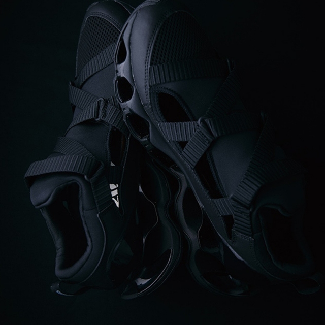MIZUNOミズノWAVEPROPHECYSTRAPD1GA251903