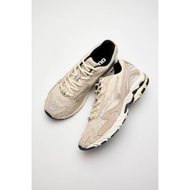 MIZUNOミズノWAVERIDER10ウエーブライダー10D1GA261104
